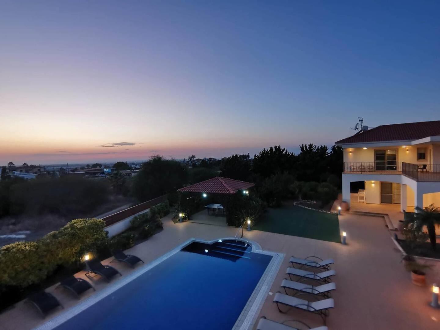 Orchard Blossom Private Villa With Pool Phrenaros Εξωτερικό φωτογραφία